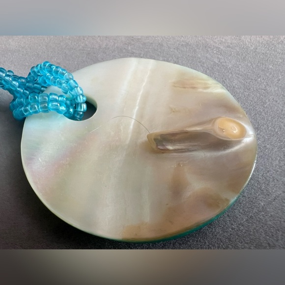 Abalone shell turquoise beadwork necklace - Picture 7 of 10